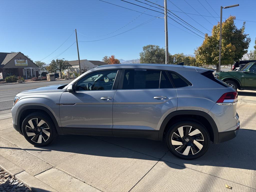 used 2024 Volkswagen Atlas Cross Sport car, priced at $28,995