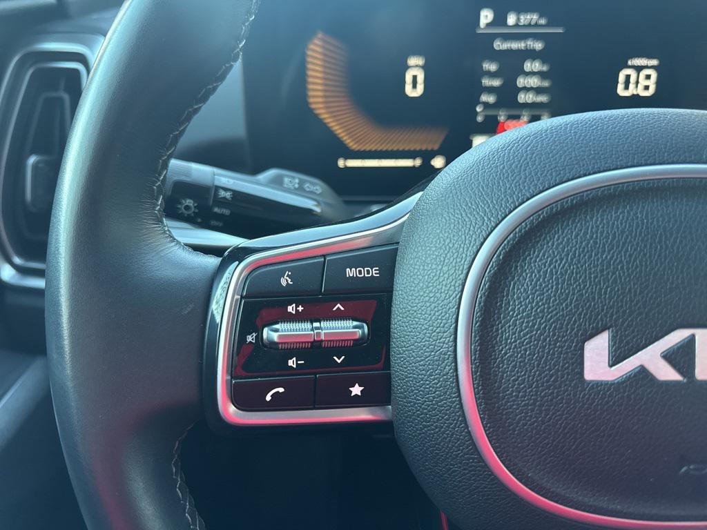 used 2024 Kia Sorento car, priced at $26,995