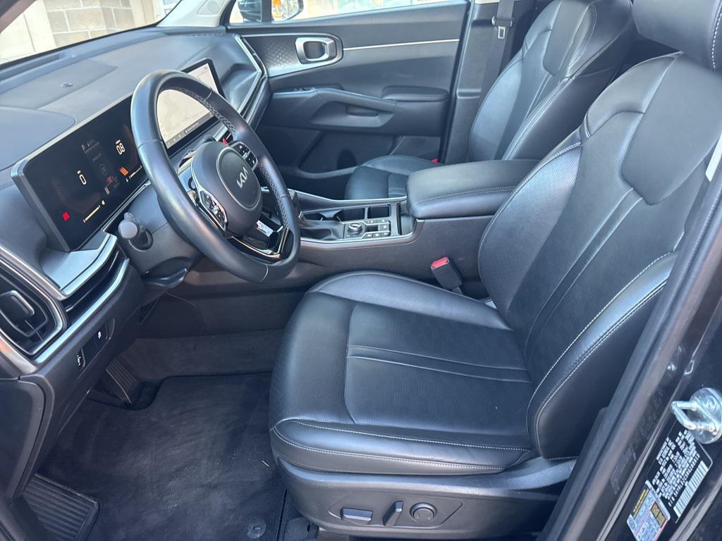 used 2024 Kia Sorento car, priced at $26,995