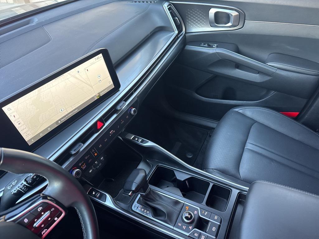 used 2024 Kia Sorento car, priced at $26,995