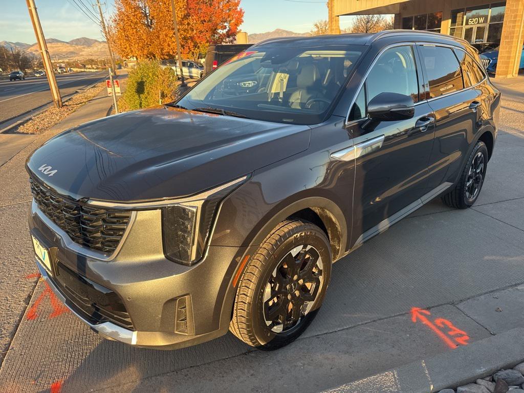 used 2024 Kia Sorento car, priced at $26,995