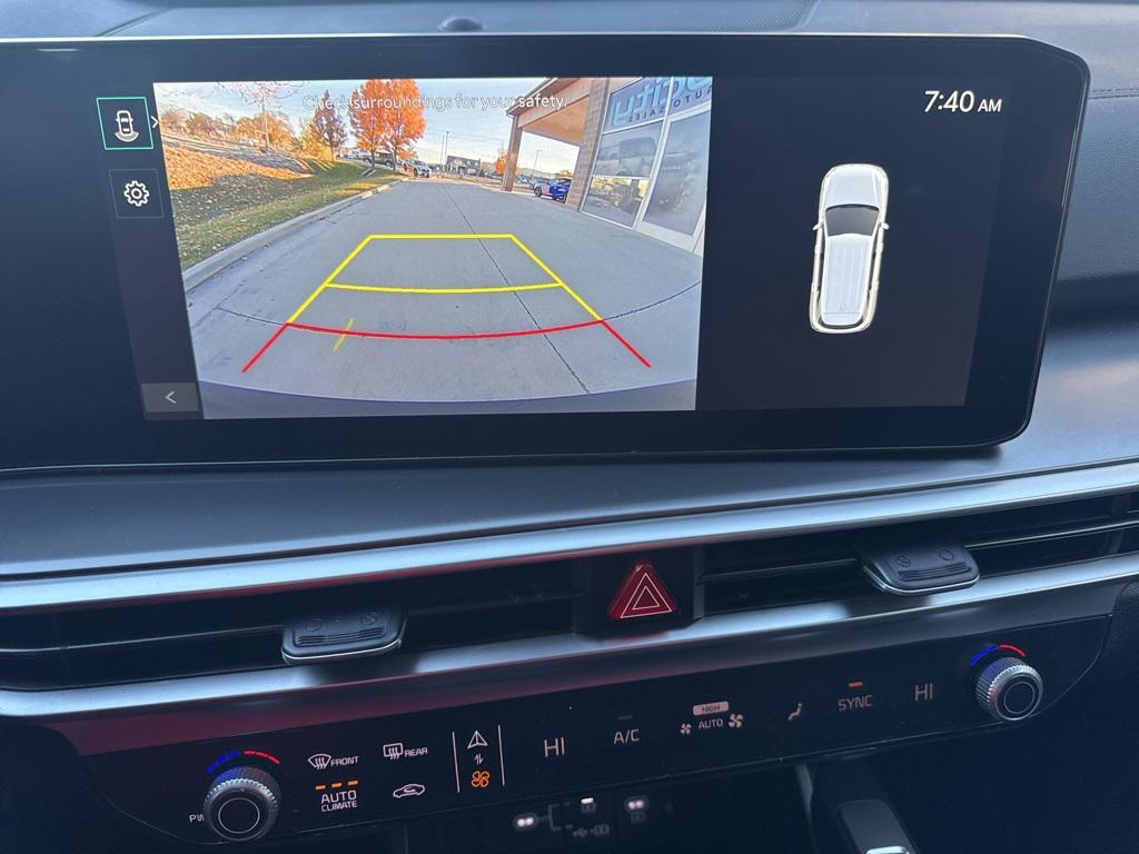 used 2024 Kia Sorento car, priced at $26,995