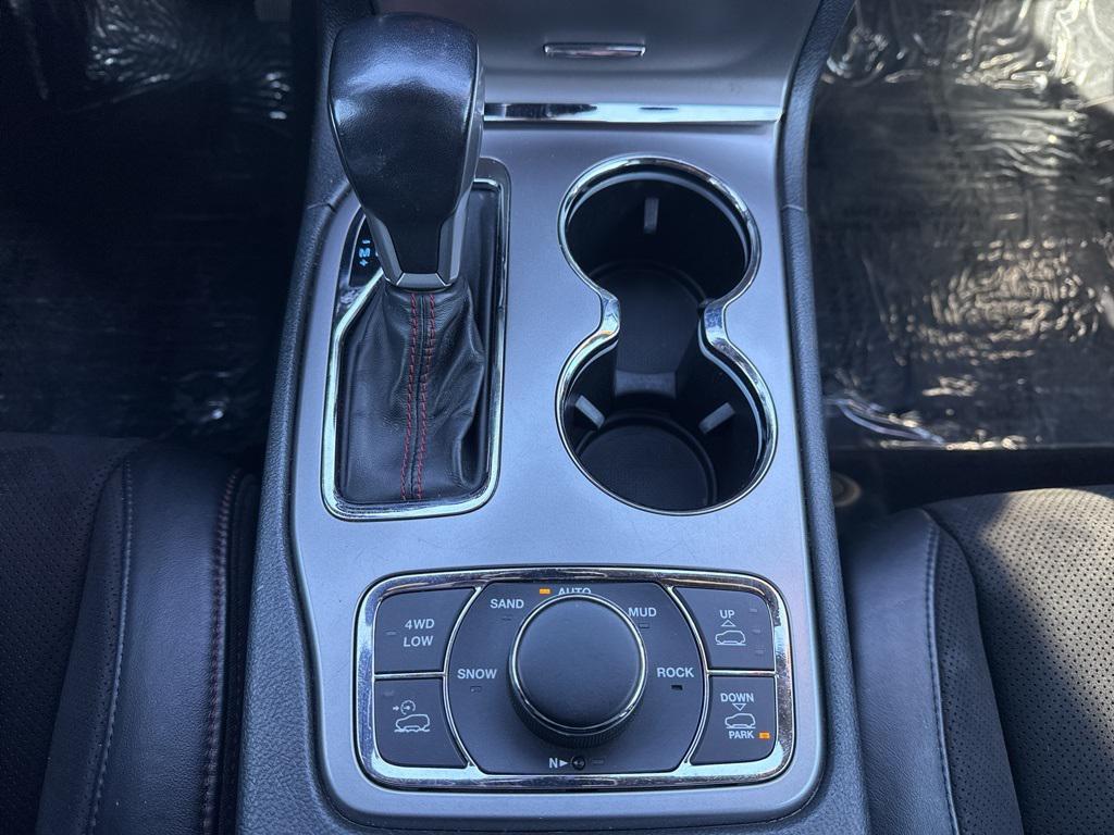 used 2020 Jeep Grand Cherokee car, priced at $21,995
