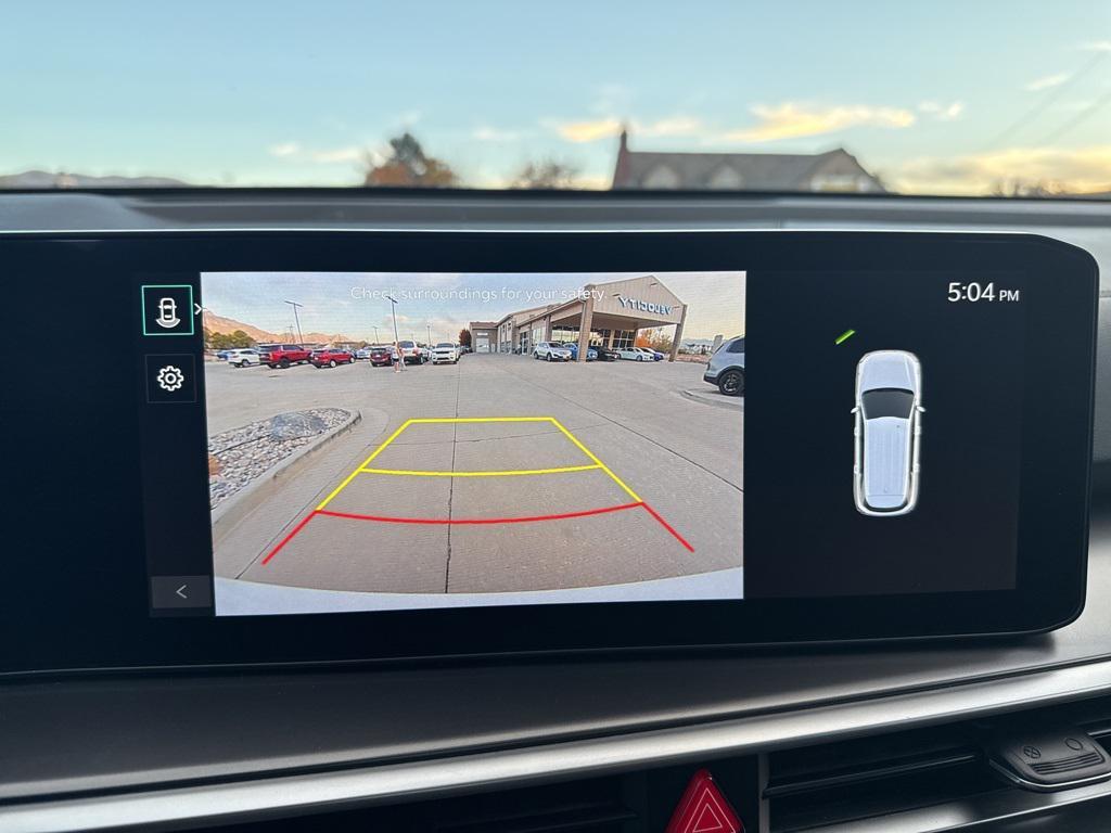 used 2024 Kia Sorento car, priced at $27,995