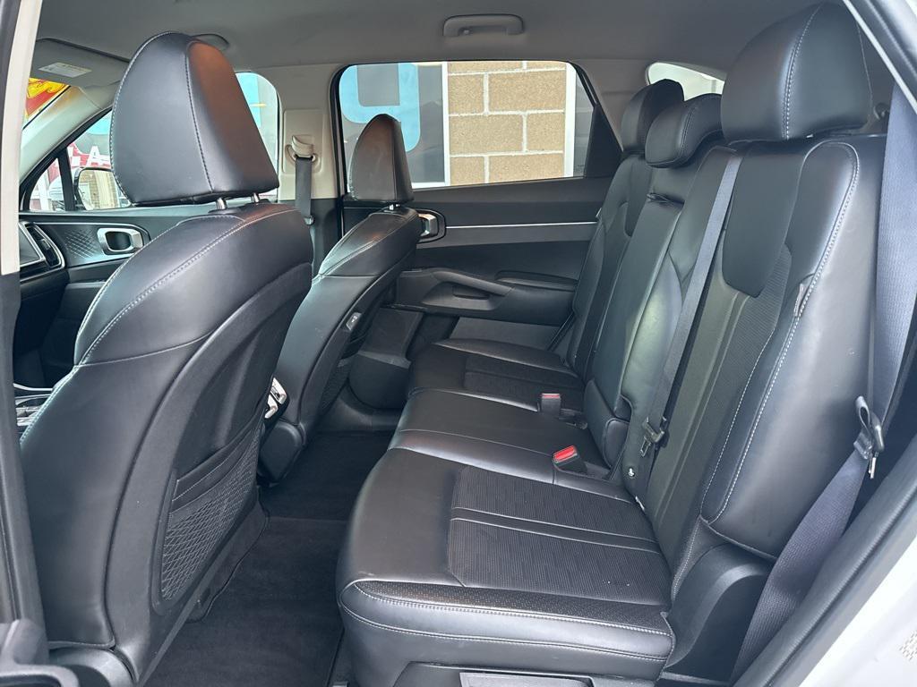 used 2024 Kia Sorento car, priced at $27,995