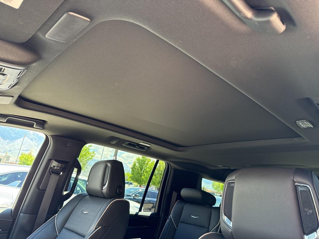 used 2023 Cadillac Escalade ESV car, priced at $77,995