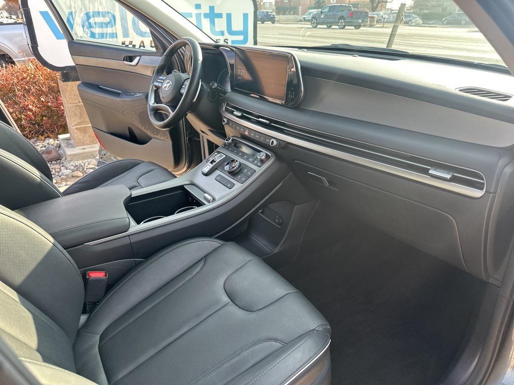 used 2024 Hyundai Palisade car, priced at $34,995