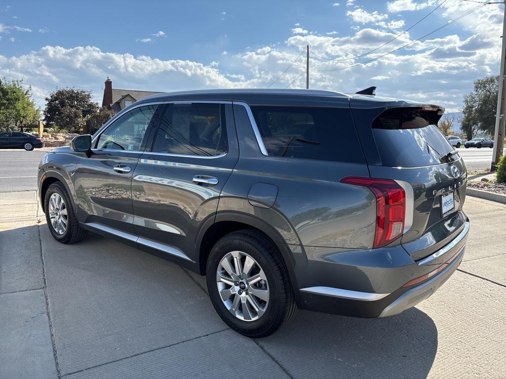used 2024 Hyundai Palisade car, priced at $34,995