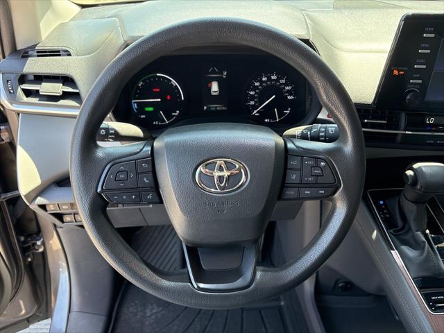 used 2023 Toyota Sienna car, priced at $36,995