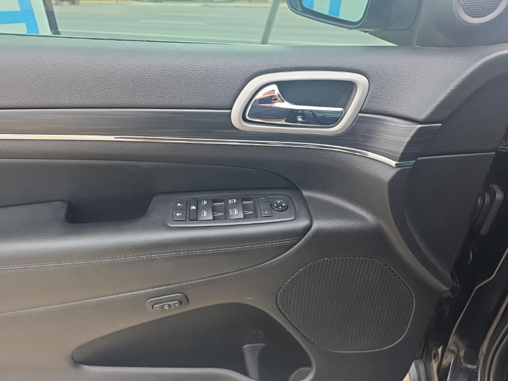 used 2020 Jeep Grand Cherokee car, priced at $23,995