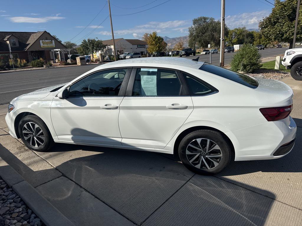 used 2024 Volkswagen Jetta car, priced at $19,995