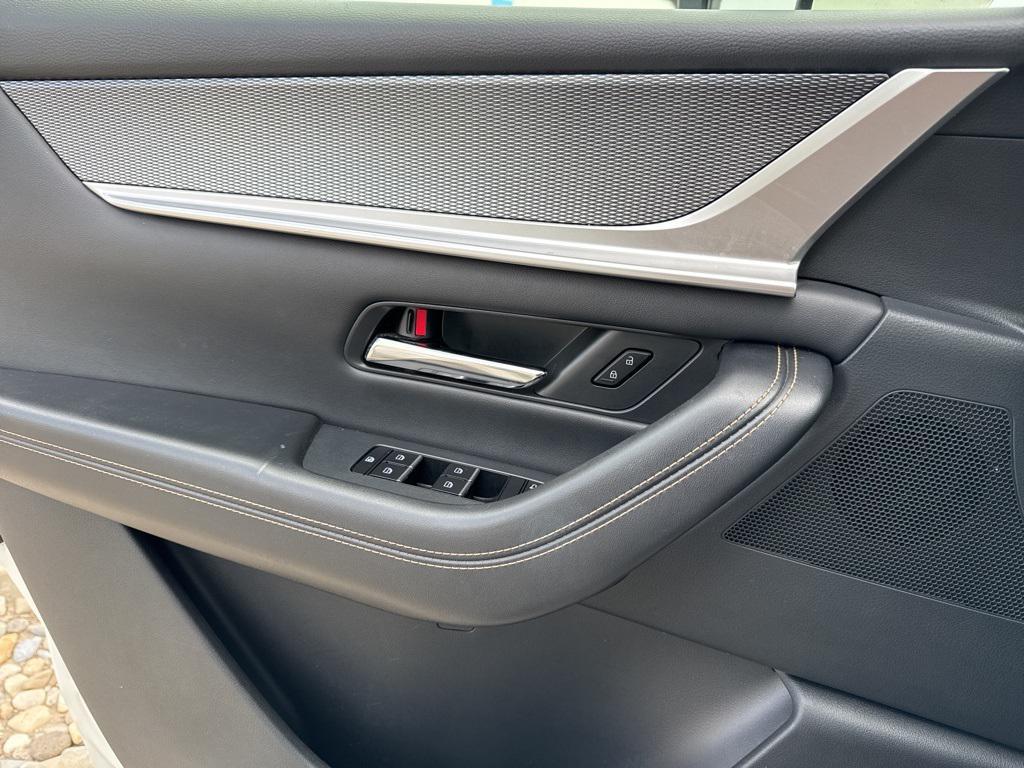 used 2024 Mazda CX-90 car, priced at $26,995