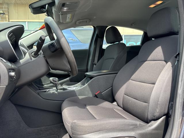 used 2023 Chevrolet Malibu car, priced at $16,995