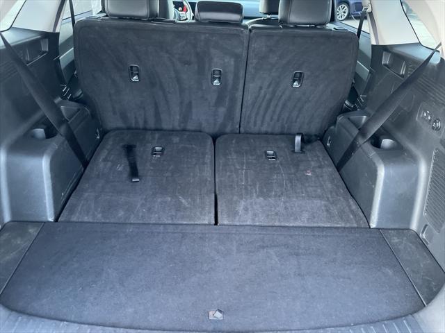 used 2024 Kia Sorento car, priced at $30,995