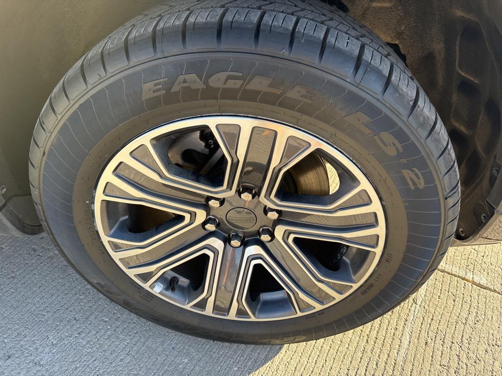 used 2023 Jeep Wagoneer L car, priced at $41,995