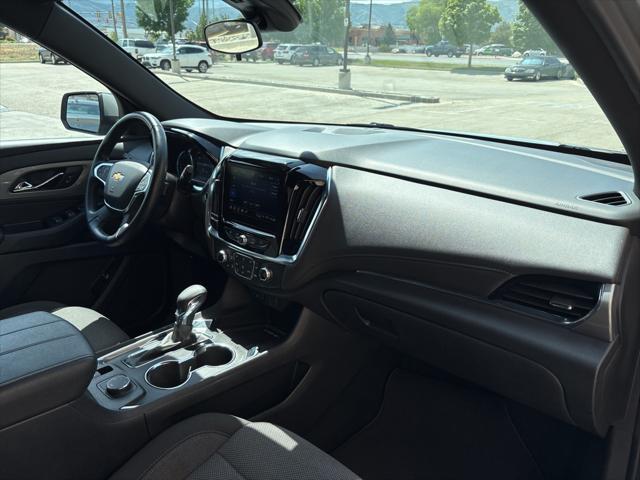 used 2023 Chevrolet Traverse car, priced at $27,995