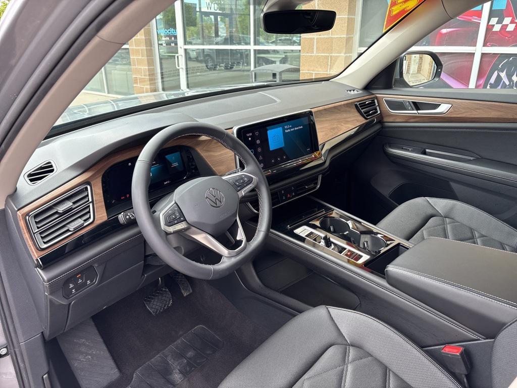 used 2024 Volkswagen Atlas car, priced at $29,995