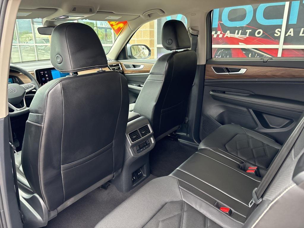used 2024 Volkswagen Atlas car, priced at $29,995