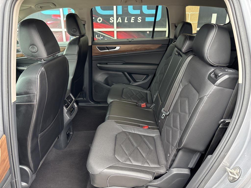 used 2024 Volkswagen Atlas car, priced at $29,995