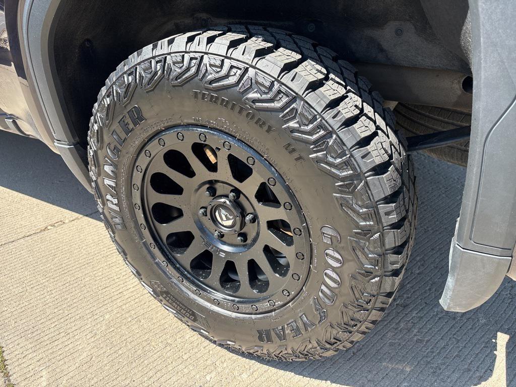 used 2024 GMC Sierra 1500 car, priced at $46,999