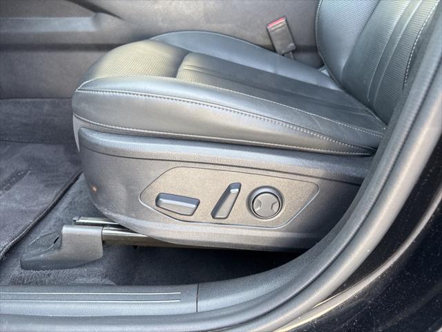 used 2024 Kia Sorento car, priced at $29,995