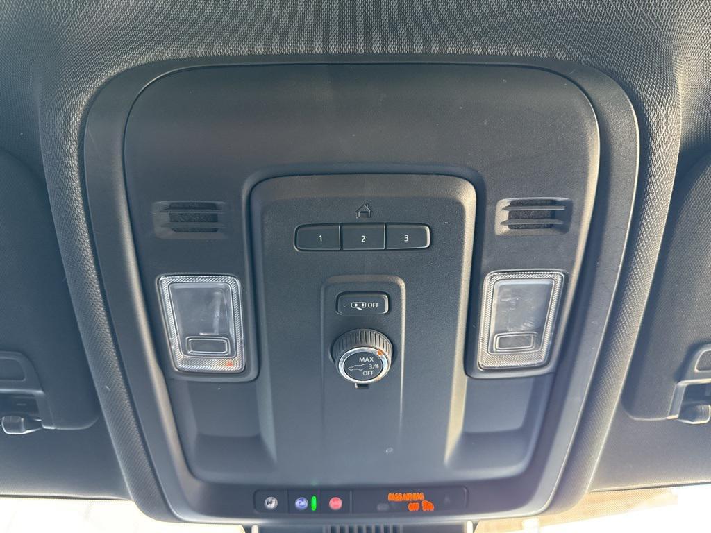 used 2023 Chevrolet Suburban car, priced at $44,999