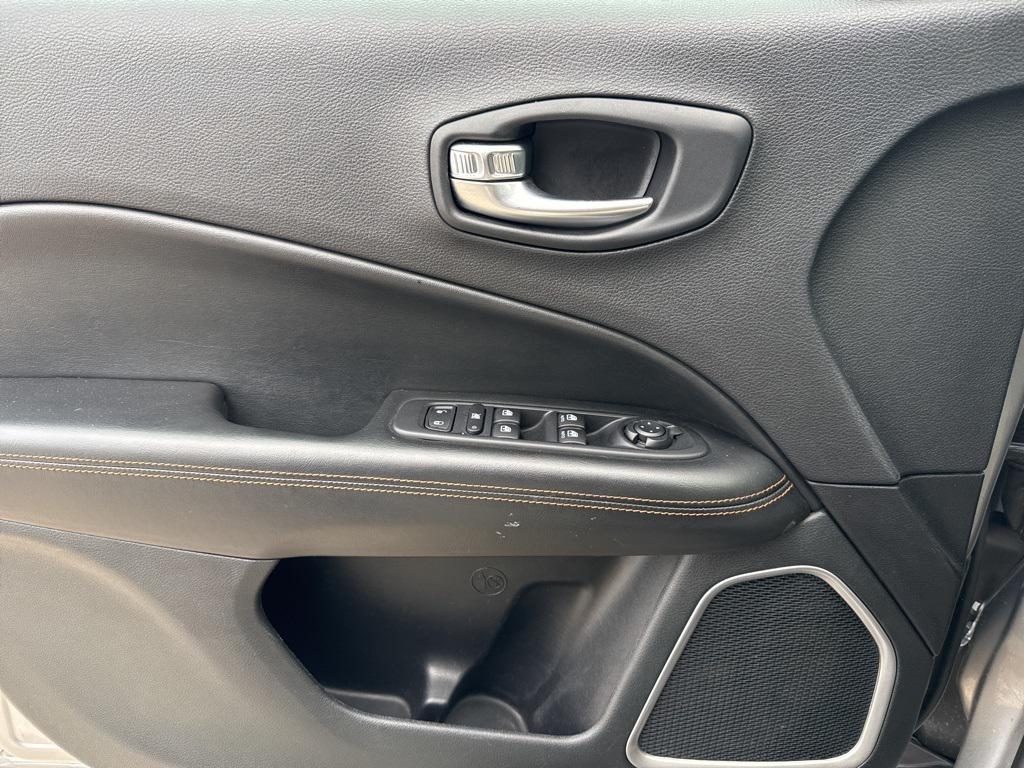 used 2020 Jeep Compass car, priced at $14,995