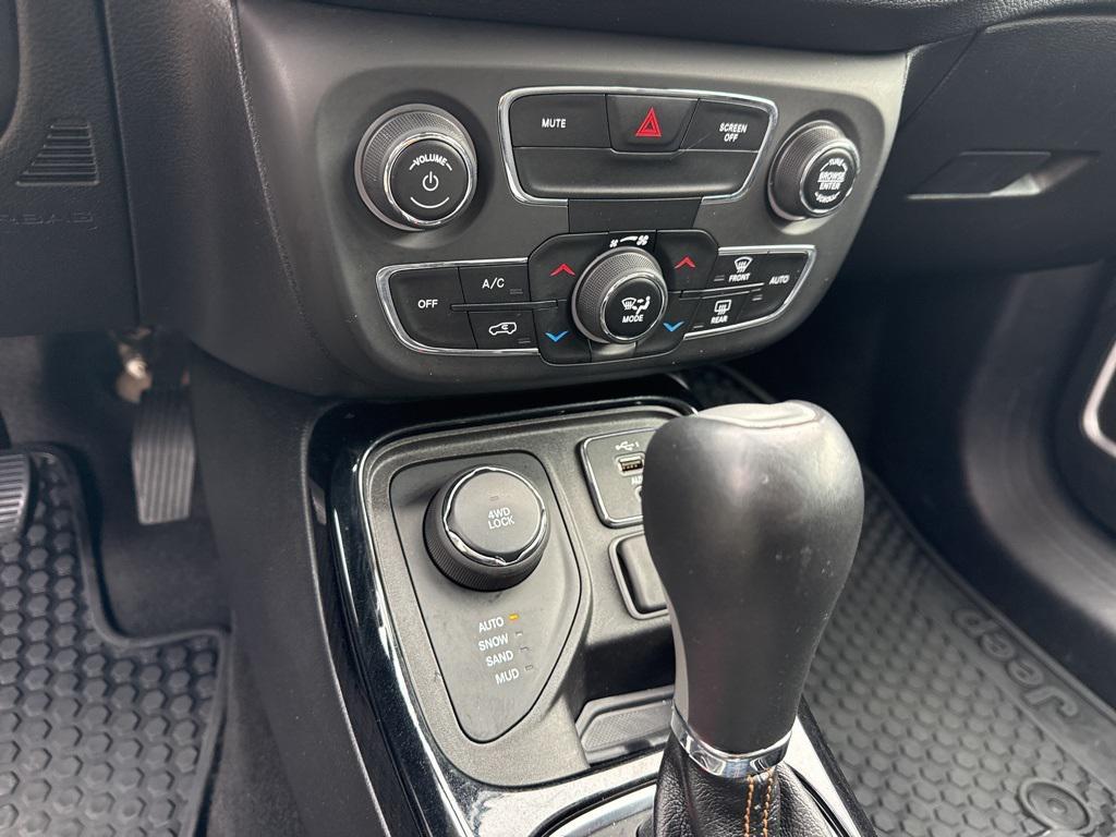 used 2020 Jeep Compass car, priced at $14,995