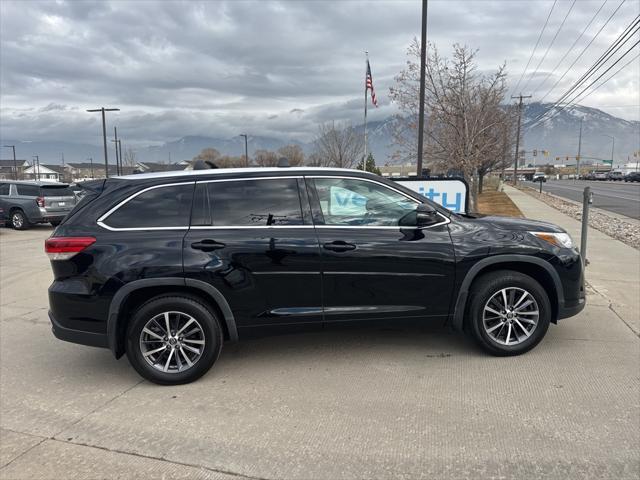 used 2018 Toyota Highlander car, priced at $26,995