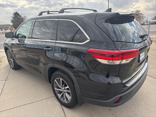 used 2018 Toyota Highlander car, priced at $26,995