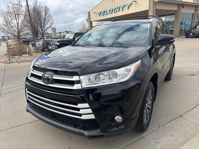 used 2018 Toyota Highlander car, priced at $26,995