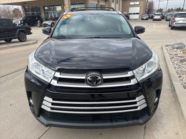 used 2018 Toyota Highlander car, priced at $26,995