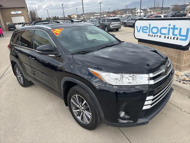 used 2018 Toyota Highlander car, priced at $26,995