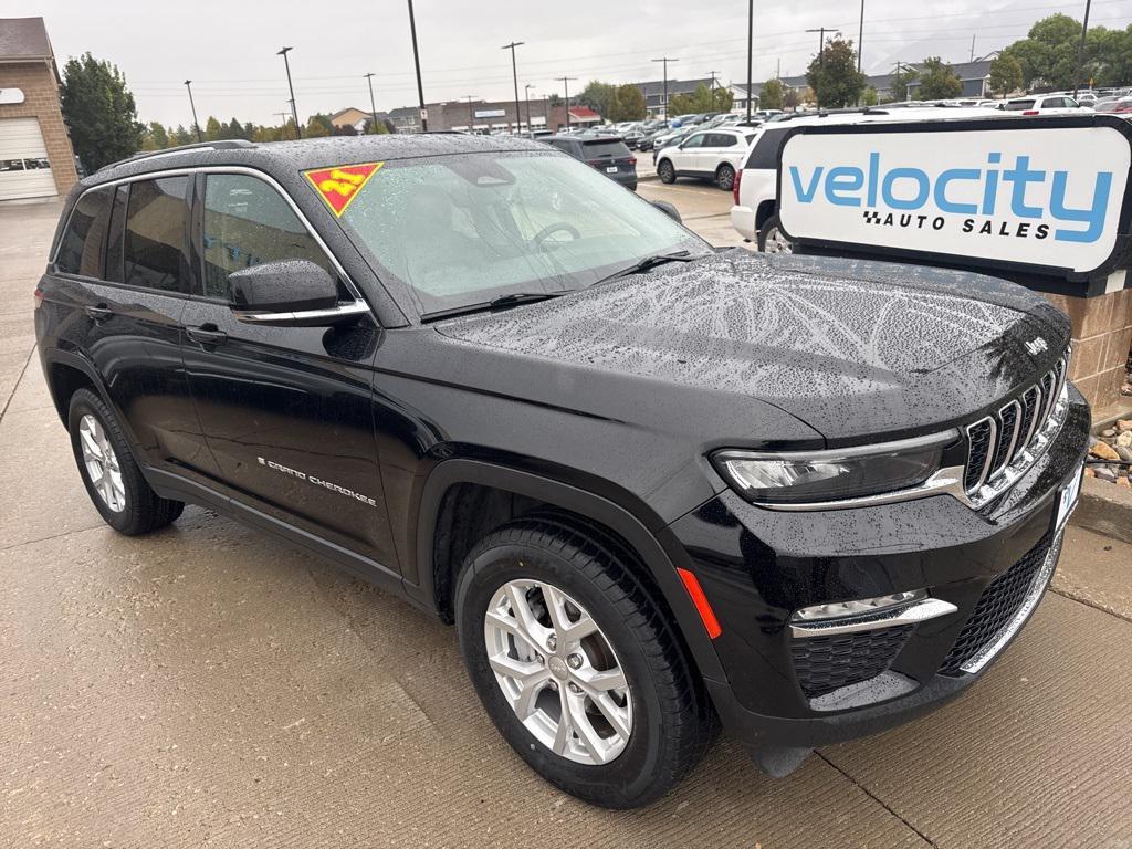 used 2023 Jeep Grand Cherokee car, priced at $25,995