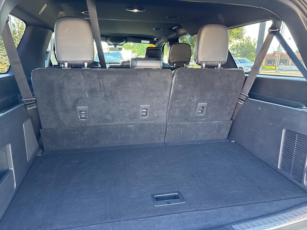 used 2024 Lincoln Navigator car, priced at $67,995