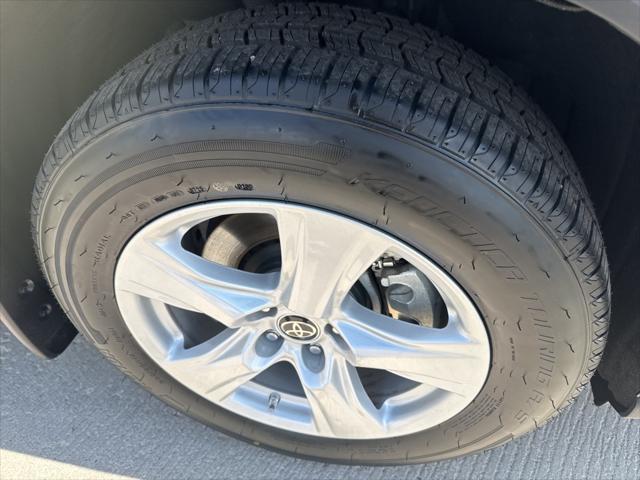 used 2023 Toyota Highlander car, priced at $34,995