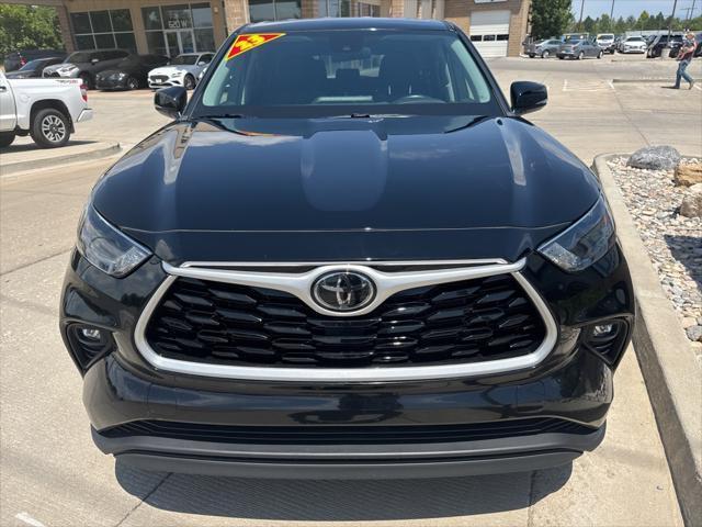 used 2023 Toyota Highlander car, priced at $34,995