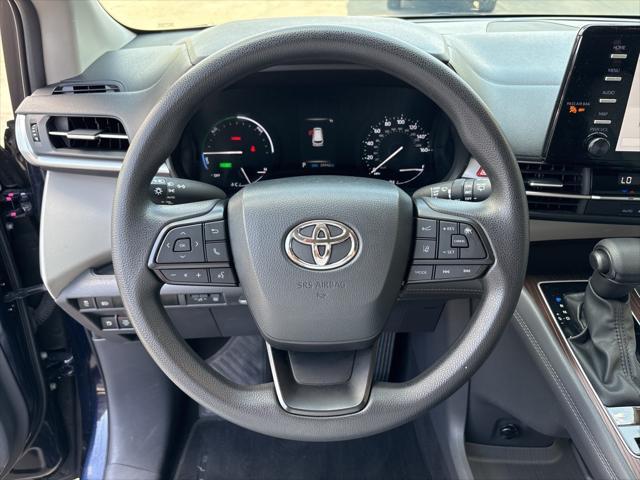 used 2024 Toyota Sienna car, priced at $39,995