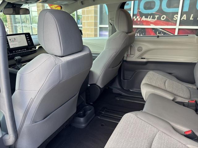 used 2024 Toyota Sienna car, priced at $39,995