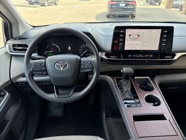 used 2024 Toyota Sienna car, priced at $39,995