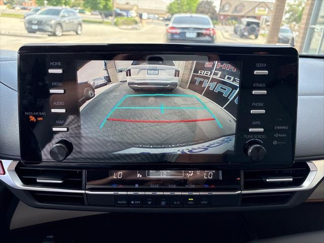 used 2024 Toyota Sienna car, priced at $39,995