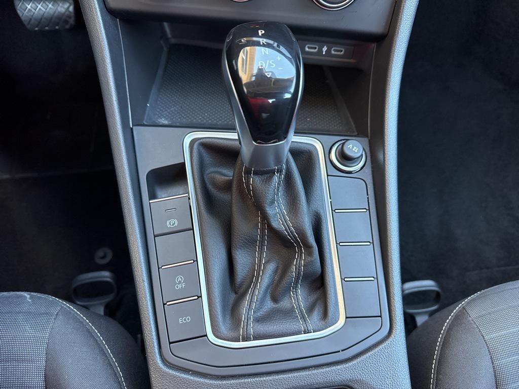 used 2024 Volkswagen Jetta car, priced at $18,995