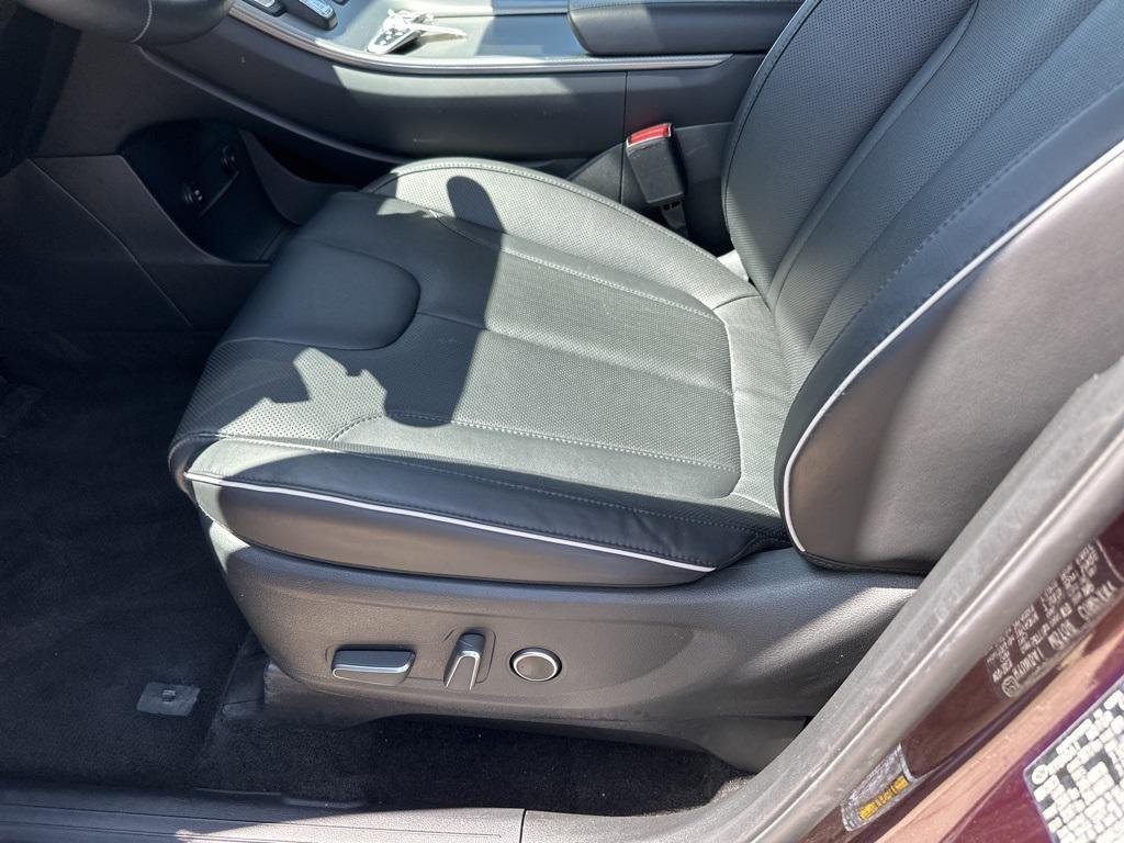 used 2024 Hyundai Palisade car, priced at $32,995