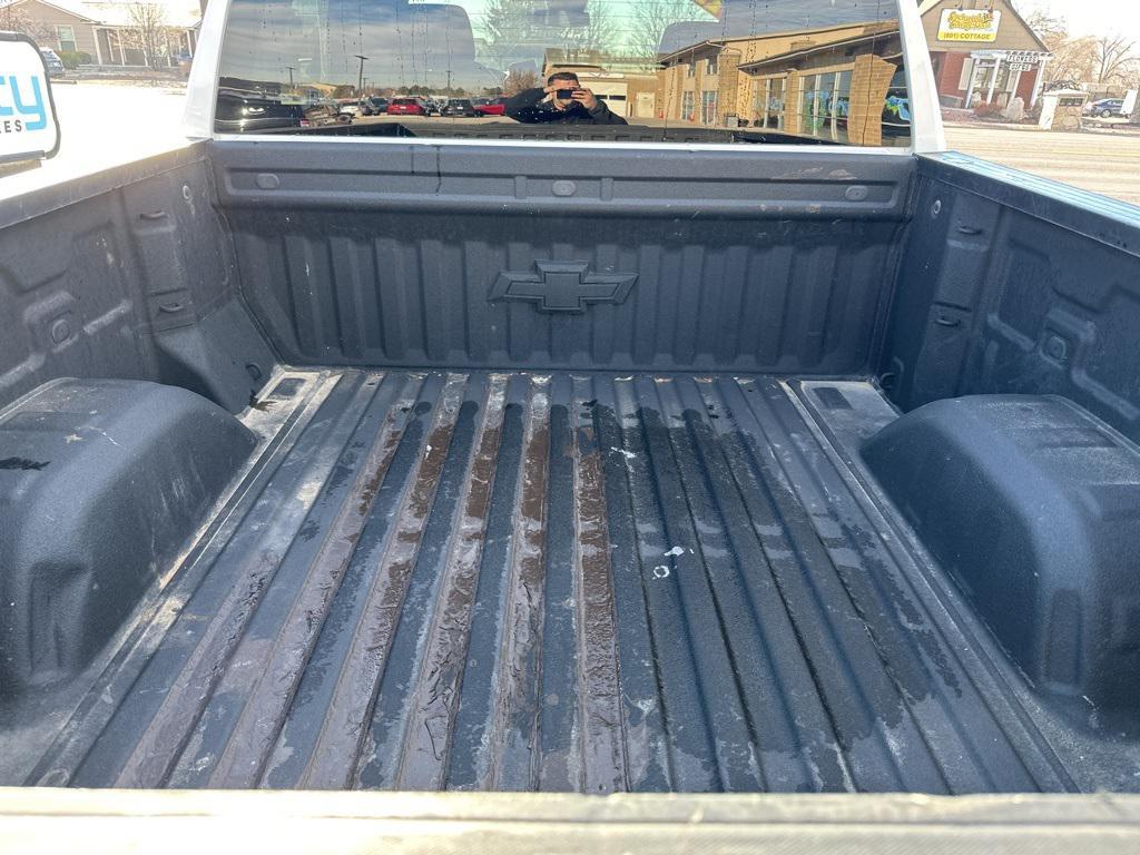 used 2022 Chevrolet Silverado 1500 car, priced at $30,999