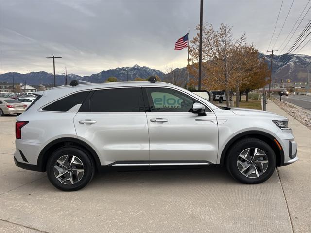 used 2022 Kia Sorento Hybrid car, priced at $30,995