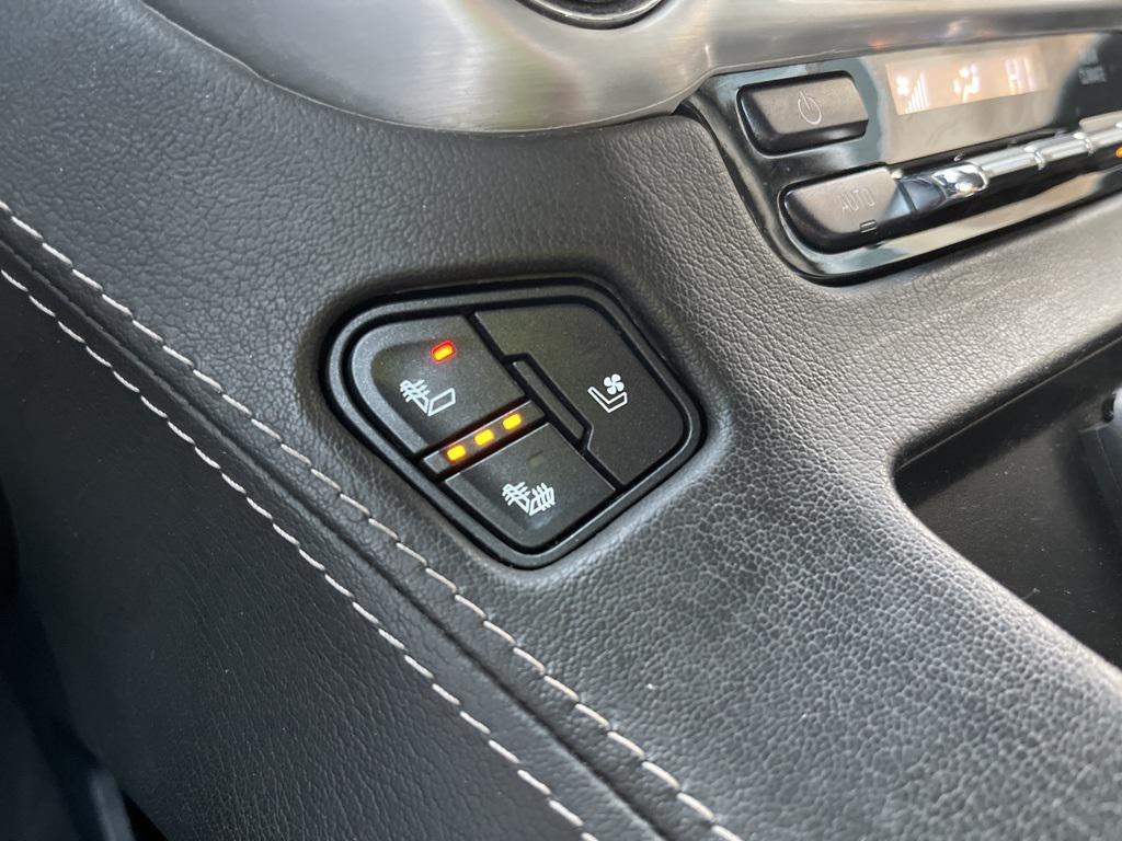 used 2020 GMC Yukon XL car, priced at $41,999