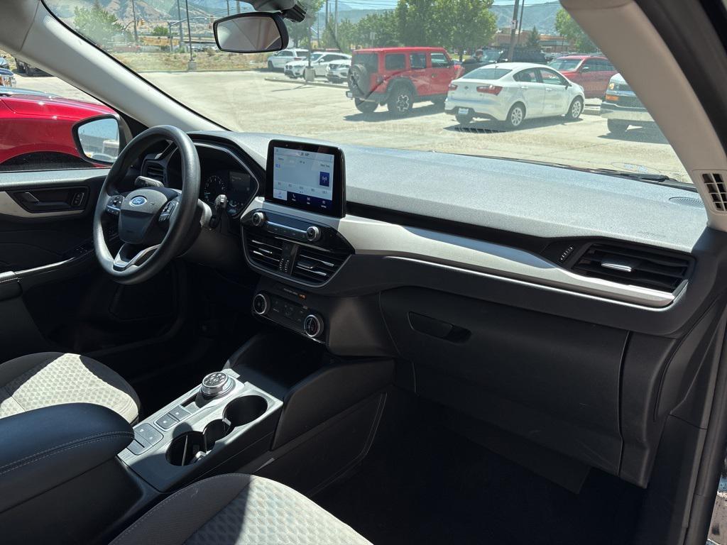 used 2022 Ford Escape car, priced at $19,995