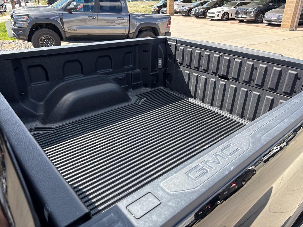 used 2024 GMC Sierra 1500 car, priced at $46,995