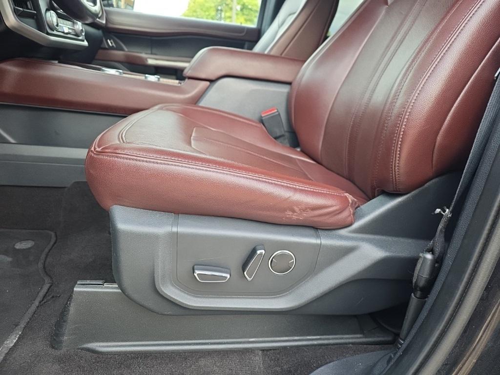 used 2023 Ford Expedition car, priced at $39,995