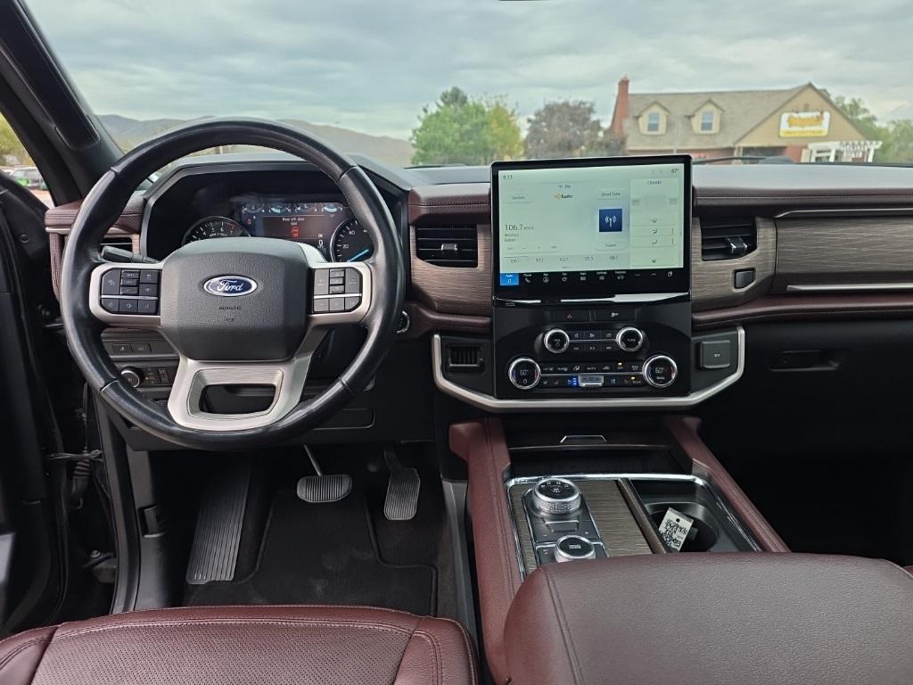 used 2023 Ford Expedition car, priced at $39,995